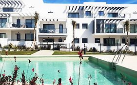 Atico Con Piscina, Golf, Vistas Al Mar
