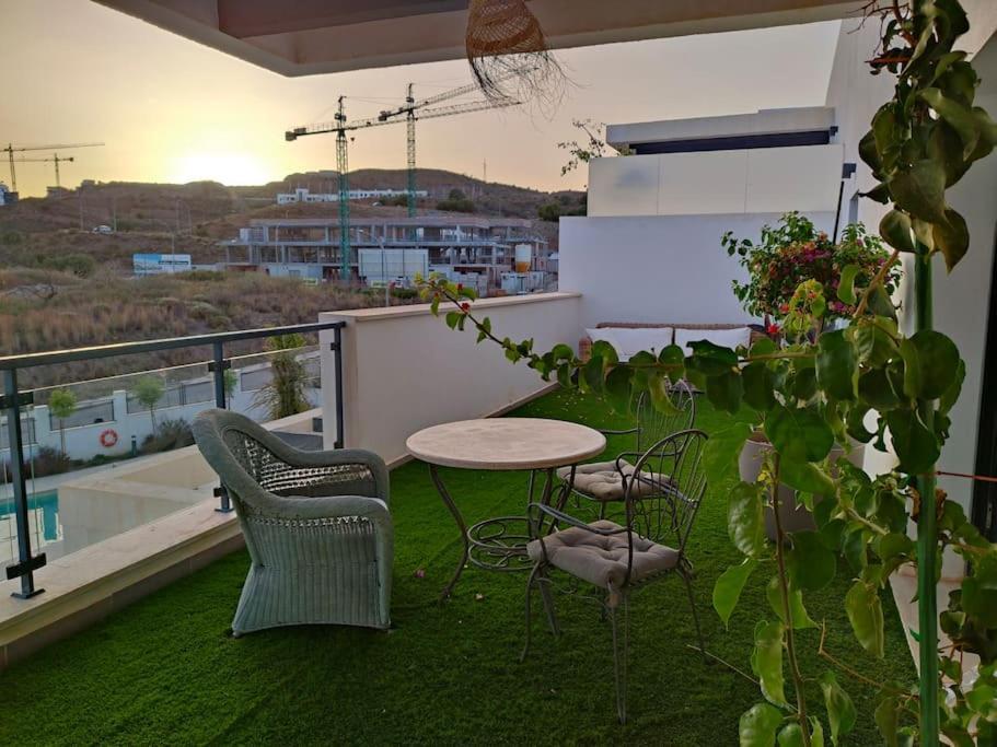 Ferienwohnung Atico Con Piscina, Golf, Vistas Al Mar Torre de Benagalbon Exterior foto