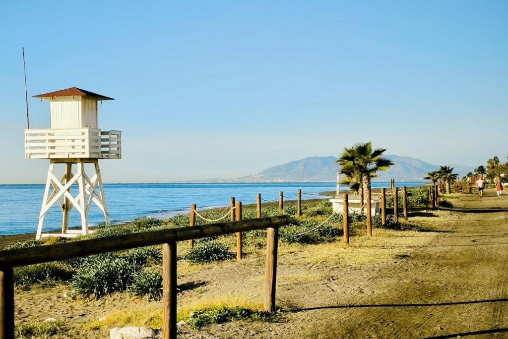 Ferienwohnung Atico Con Piscina, Golf, Vistas Al Mar Torre de Benagalbon Exterior foto